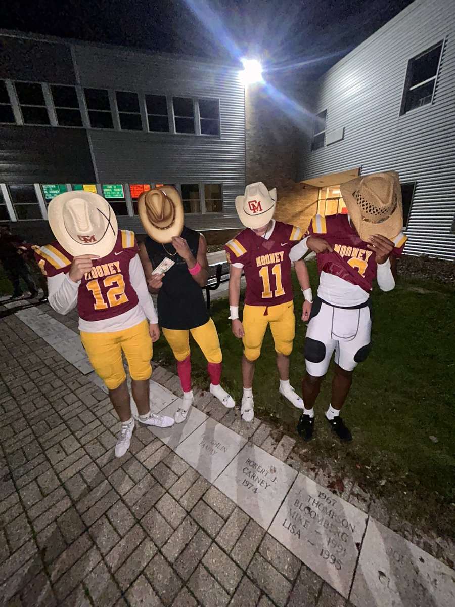 cmhsbarstool tweet media