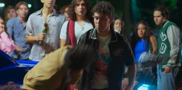 corazondmarruec's tweet photo. Sergio defiende a Circe de un pretendiente quien se volvió un poco atosigador con ella en los arrancones
#PapásPorConveniencia https://t.co/dEEwlrMUX8