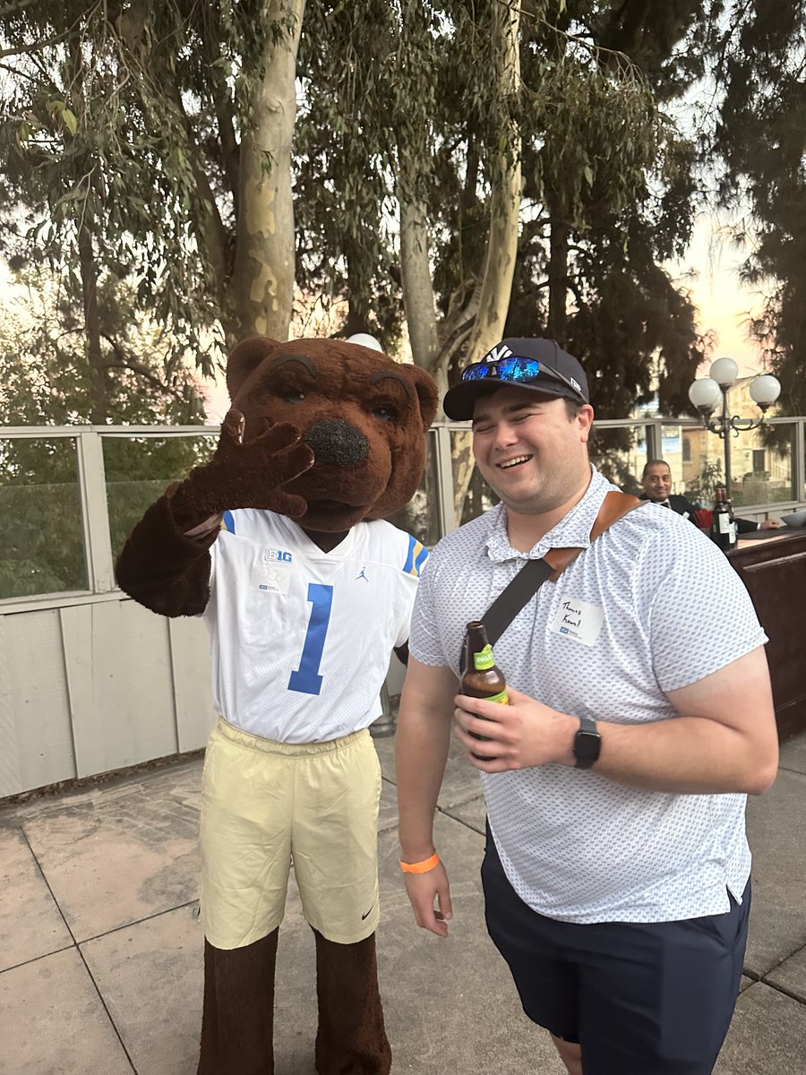 EMT students and faculty had fun at FSPH Fall Fest with #joebruin