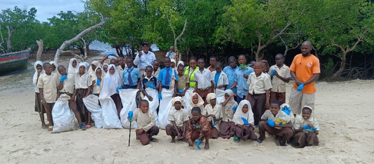 $BSE recently developed a mangrove nursery along the Mwazaro beach front with support from the Mwazaro Primary School and the Mwazaro Beach Management Unit

$BSE facilitated the propagation of 500 seedlings and collected 279kg of waste as part of our commitment to sustainability