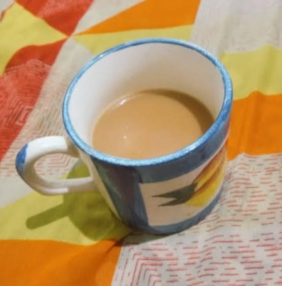 "सारे ग़मो की दवा लाया हूं,
बैठो दोस्तो, एक कप #चाय लाया हूं"...☕

 सुबह की चाय = सुकून ☕😊

#goodmorningtuesday #GoodmorningtTwitterWorld #chaylover #Selfesteem #upcomingDiwaliShivir #HBDayAmitShah
 holistic development 
#MrunalThakur #AmitShah #RajatDalal