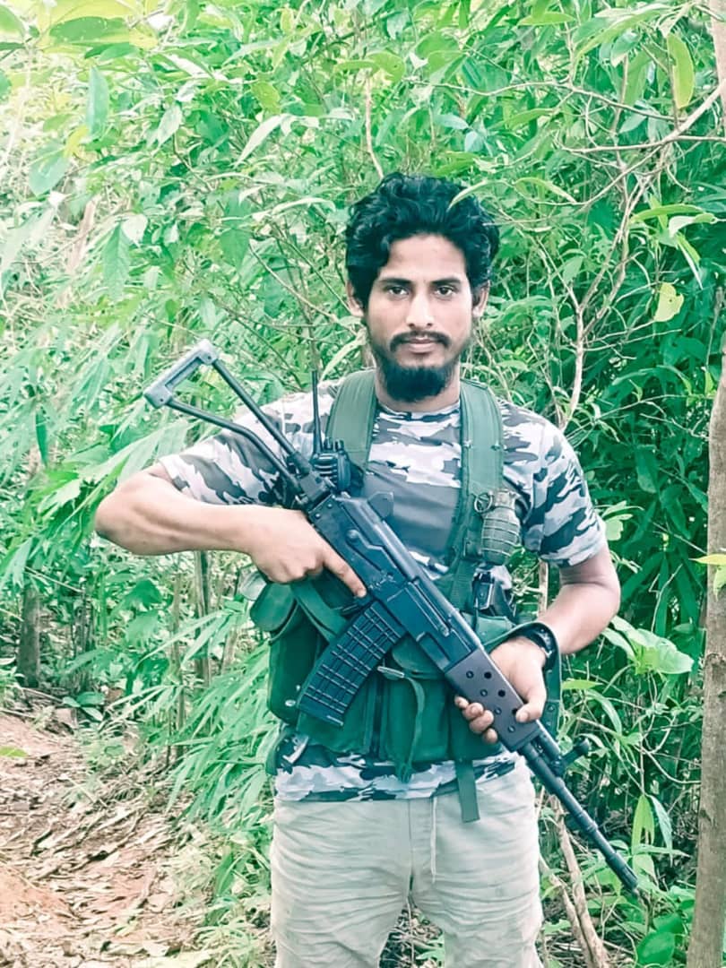 🚨✨ | #Breaking: 

#ARSA announces martyrdom of its fighter Md. Shah Alom in a fight against #Rakhine terrorists group #AA. Our sorrows and condolences are with the family and friends of the martyred brave Mujahedeen. Your hard work and dedications will be missed forever 💔. RIP