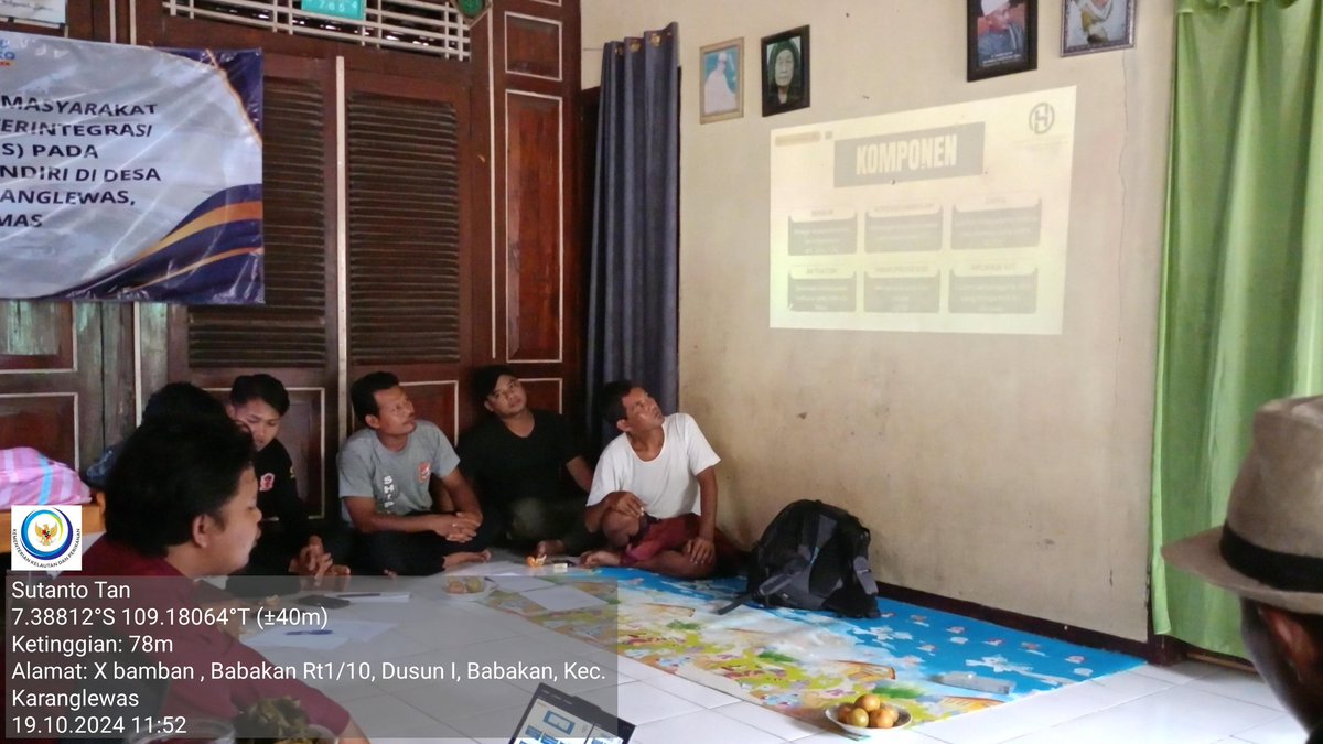 TantoPwt's tweet photo. Sabtu, 19/10-2024 Kegiatan pendampingan pemasangan IoT pd Smart Hatchery untuk peningkatan produksi benih ikan Lele di Pokdakan Sumber Mina Mandiri ds. Babakan kec. Karanglewas bersama akademisi Universitas Nahdlatul Ulama (UNU) Purwokerto
#LuhLapor
#GiatLuhkanSatminkalTegal
#IoT https://t.co/eUgvtcY1hQ