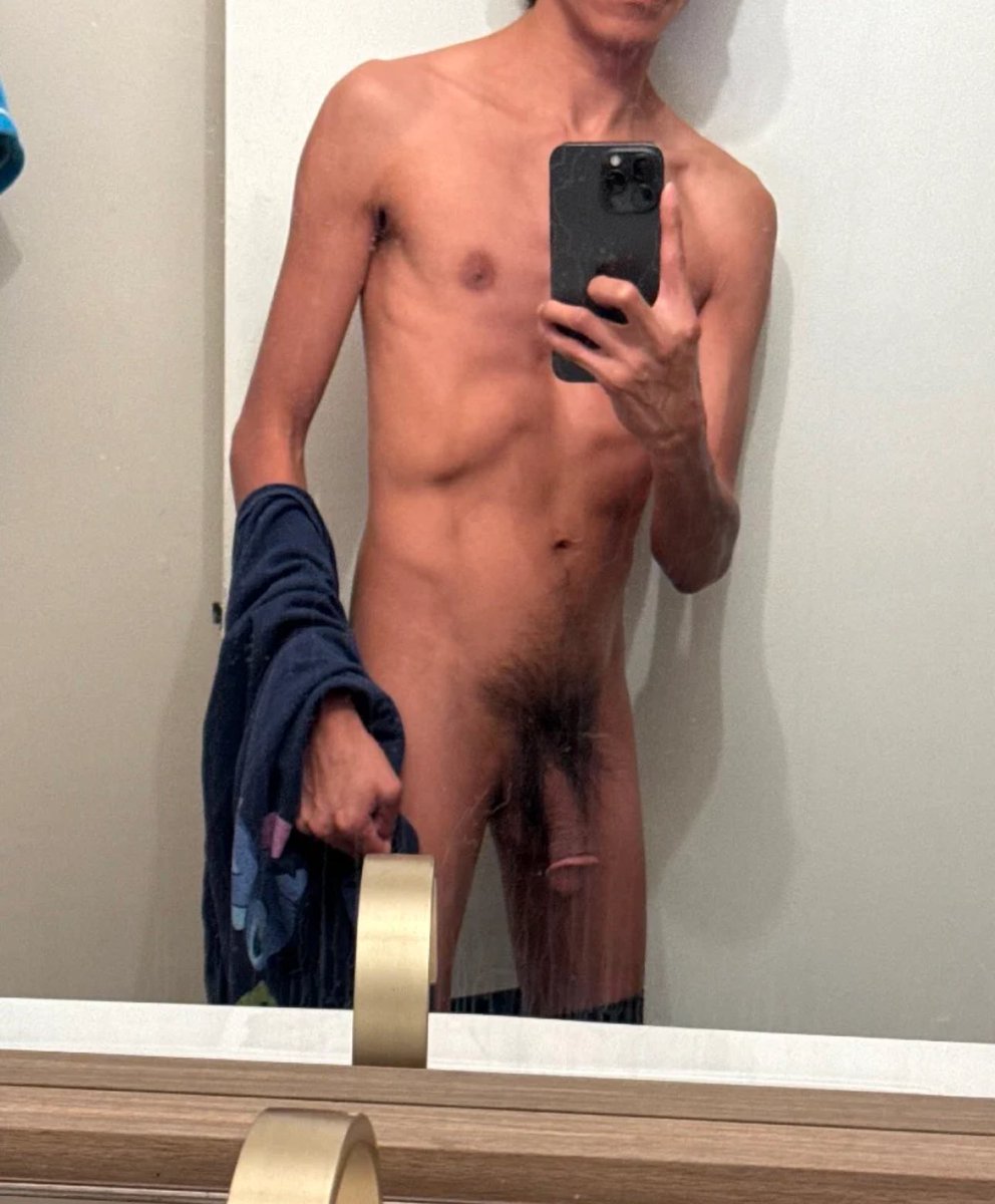 floridagayboy's tweet photo. Unwrapped this 19 year old present last week https://t.co/fGOf4qY7aU