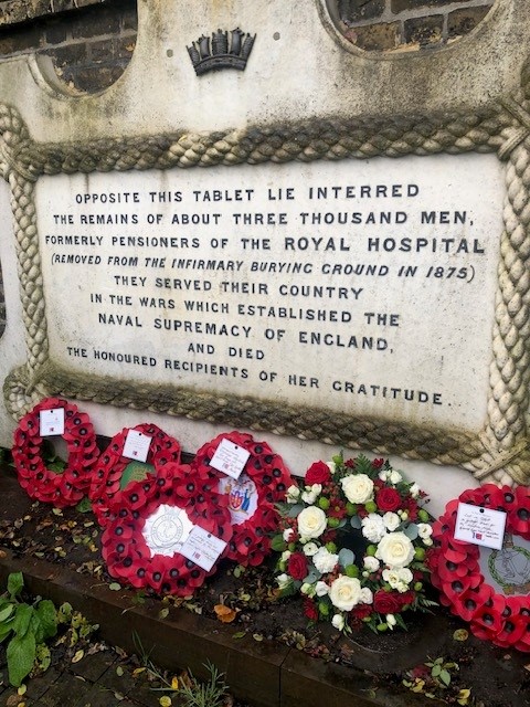 Greenwich_Hosp's tweet image. We attended the Trafalgar Day Act of Remembrance at East Greenwich Pleasaunce, a former Greenwich Hospital Cemetery where 3,000 naval pensioners were reinterred in 1875.
Now a public park, it retains its historical significance.