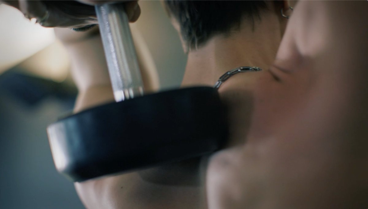 Some of my favourite shots from The Toxic World of Perfect Looks. Out now on 4OD. channel4.com/programmes/the…