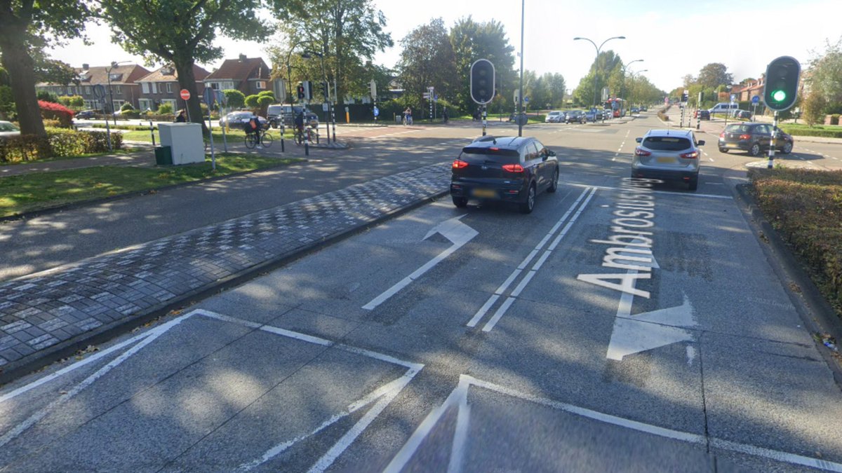 Verkeersongeval op Ambrosiusweg Waalwijk