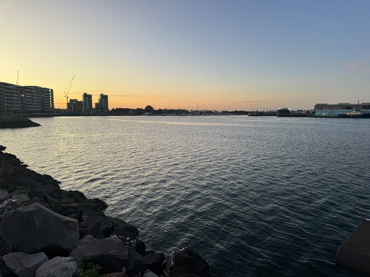 Arrived in Newcastle (NSW!) for the Hunter Geriatric conference. Excited for a fantastic programme <a href="/padmakumarc2/">Padma</a> and looking forward to speaking in the perioperative medicine day tomorrow. Such a beautiful evening here.