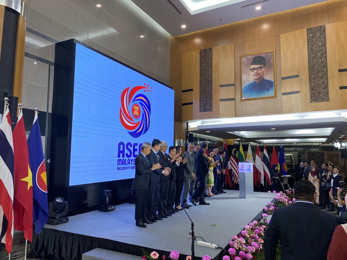 Jacques Werner (@jacqueswerner) on Twitter photo Official launch of logo and motto of #Malaysia incoming #ASEAN chairmanship per 2025: Diversity and Sustainability.
All our best wishes & support for a solid presidency based on this promising motto. <a href="/MalaysiaMFA/">Wisma Putra</a> Official launch of logo and motto of #Malaysia incoming #ASEAN chairmanship per 2025: Diversity and Sustainability.
All our best wishes & support for a solid presidency based on this promising motto. <a href="/MalaysiaMFA/">Wisma Putra</a>