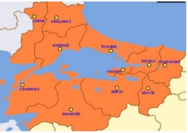 Derin1905Gs's tweet photo. @haritayikesfet @haritayikesfet 

Kırıkkale : İstanbul kanka hadi seninle komşu olalım 
İstanbul : Tamamdır kanka olalım 
Tekirdağ: Hop hemşerim nereye 😂😂 https://t.co/jNfifzdFcQ
