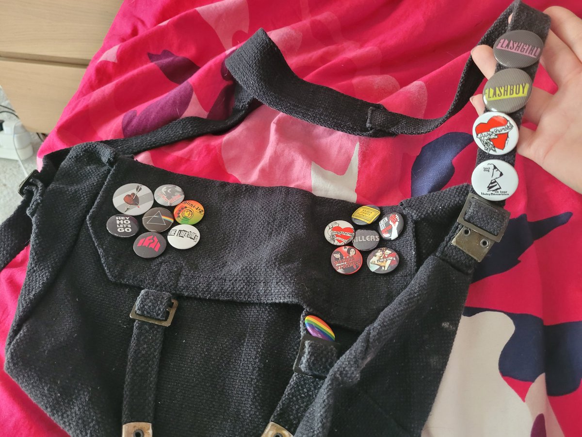 louise 🎺 tweet media