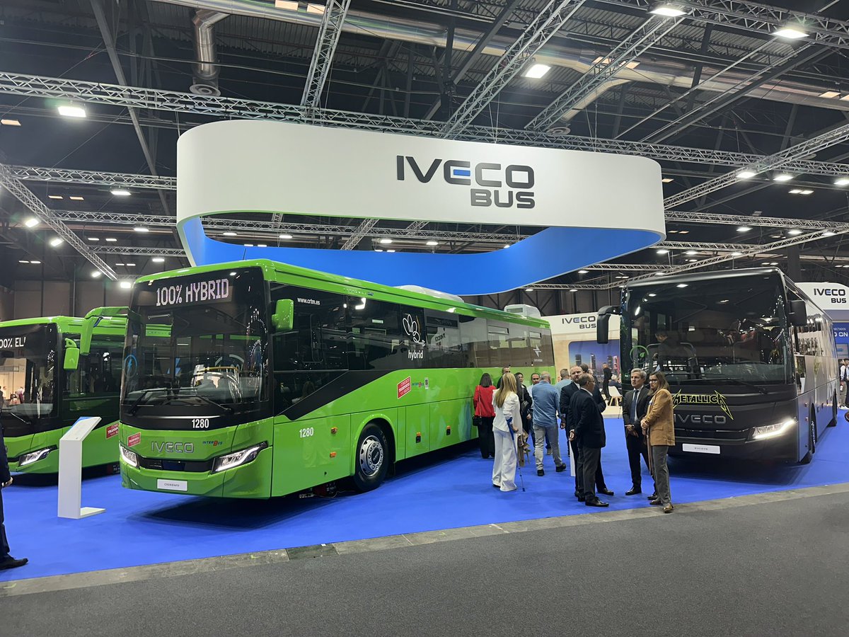 IvecoES's tweet photo. ¡Arranca @FIAA 2024! 📊🚍 Hoy es el primer día y comenzamos con la rueda de prensa de IVECO BUS, compartiendo los principales datos clave de la marca. Descubre todo sobre nuestras últimas innovaciones y estrategias en nuestro 📍stand 10C05 #IVECOBUS #FIAA2024 https://t.co/0A89i6PwVl