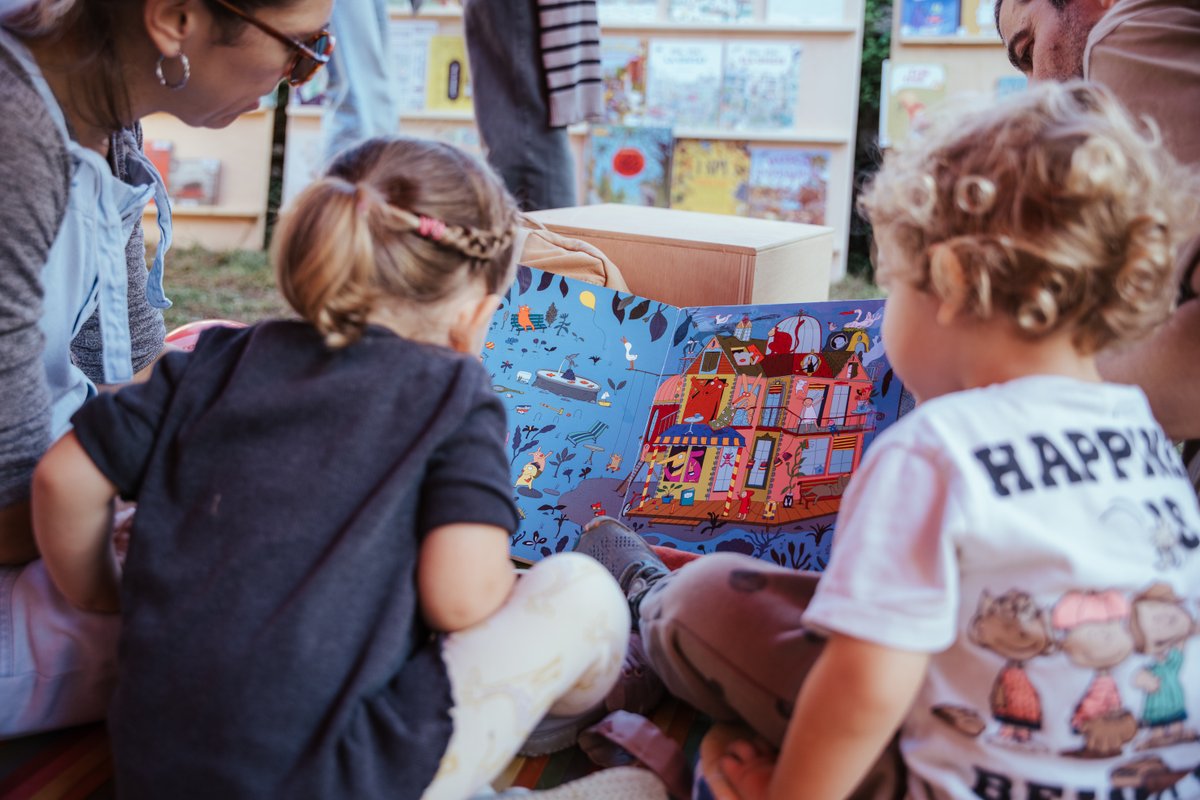 Dilluns de Festa Major🎊

L'espai de La Muralla es va tornar a omplir de famílies per gaudir de les propostes 'Tomata i xocolata' i 'Lilliput, juguem a contes'

Un any més l'acollida de les propostes infantils han tingut molt d'èxit, gràcies per participar-hi!👏

📸Laura Batlles