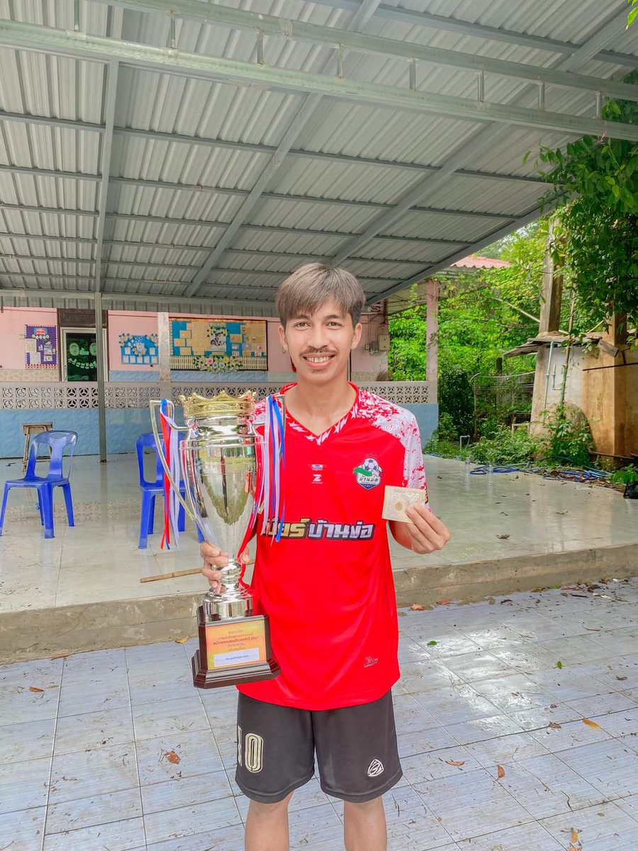 Mod_No.10🤍⚽ tweet media