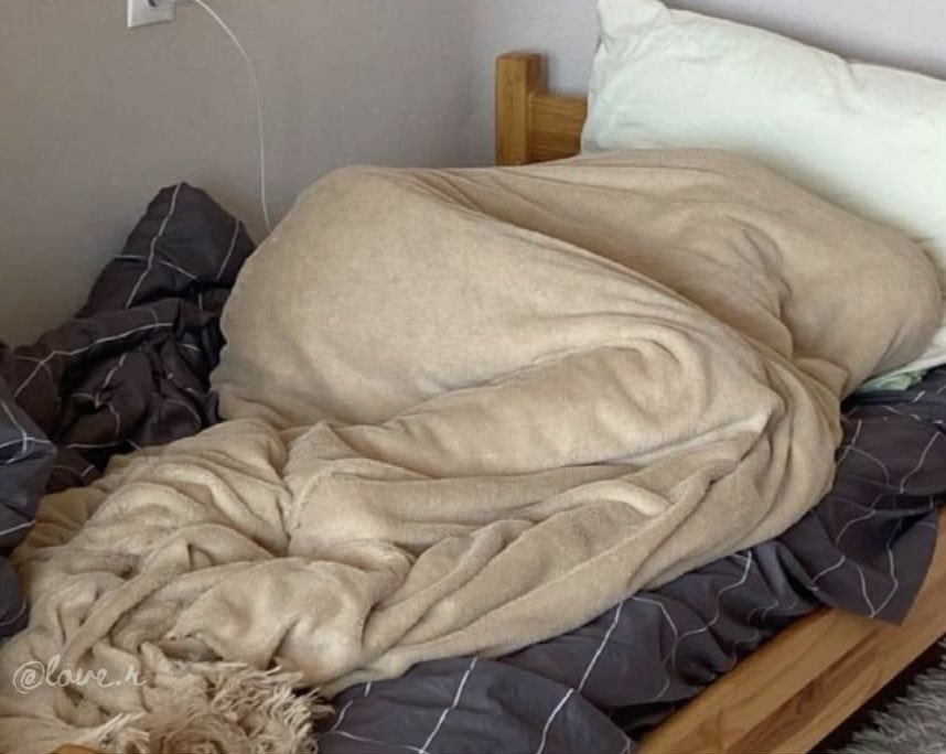 deepakphogat30's tweet photo. You must be beautiful when you sleep
me: https://t.co/wnSc79oCrP