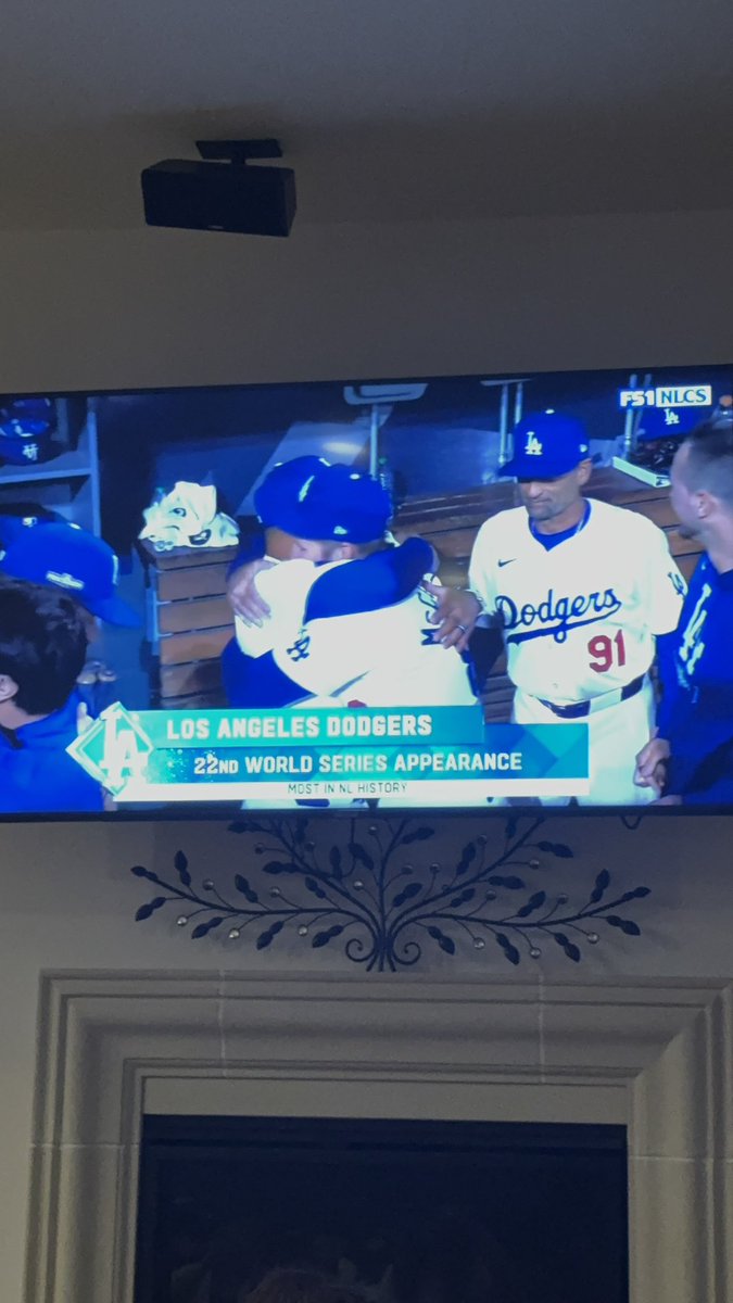 Mondays are not so Monday when you get to wear pajamas, and the Dodgers just made it to the World Series ☝🏻⚾️💙!

Red Ribbon Week Day 1: Putting Drugs to Rest😴.

#pajamaday #cheschargers #ycjusd #redribbonweek #puttingdrugstorest