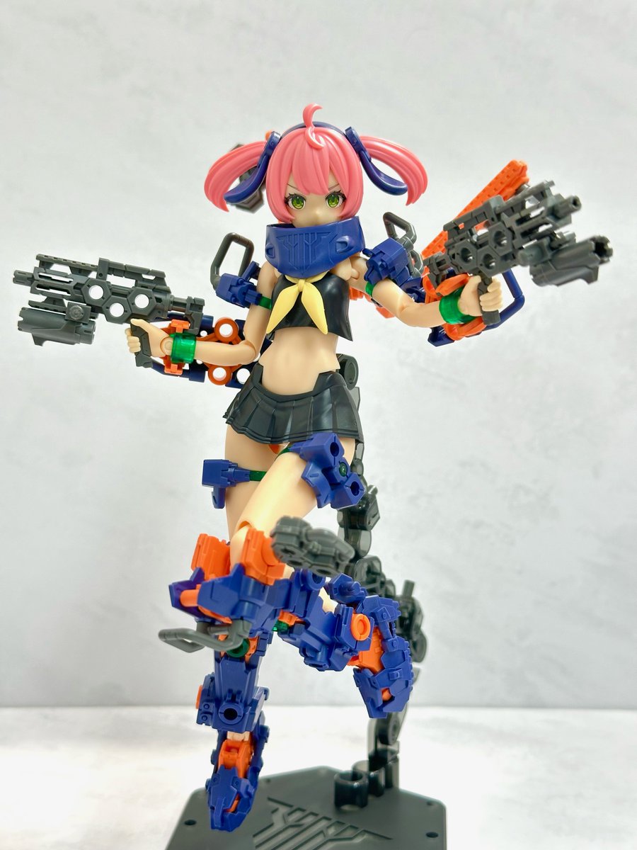 BUSTER DOLL 3体セット 限定特典付き】BUSTER DOLL ガンナー MIDNIGHT FANG｜コトブキヤ
