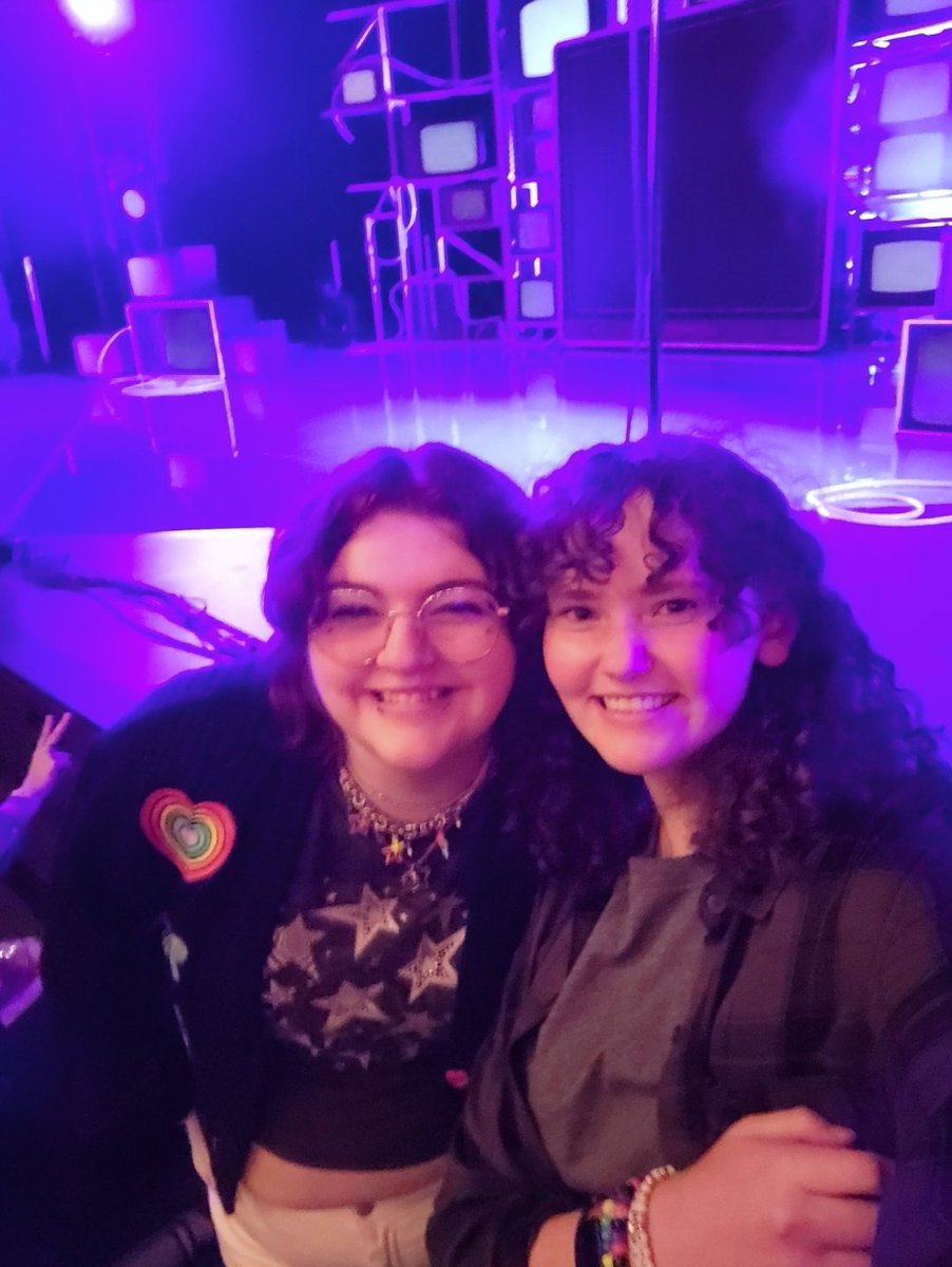 Alexis🌓⚞ • ⚟💐 LIVES WITH ZOEE tweet media