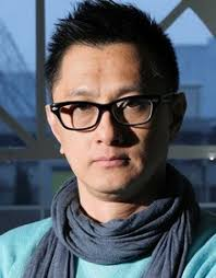 merlinpapin3's tweet photo. .@FredOL69007 On souhaite un Bon Anniversaire à #WilsonYip qui a 61 ans réalisateur et scénariste on lui doit

Saga IP Man
Kill Zone 2
A Chinese Ghost Story
Limbo
Sha po Lang
City of Darkness https://t.co/1pTHeZaUWa