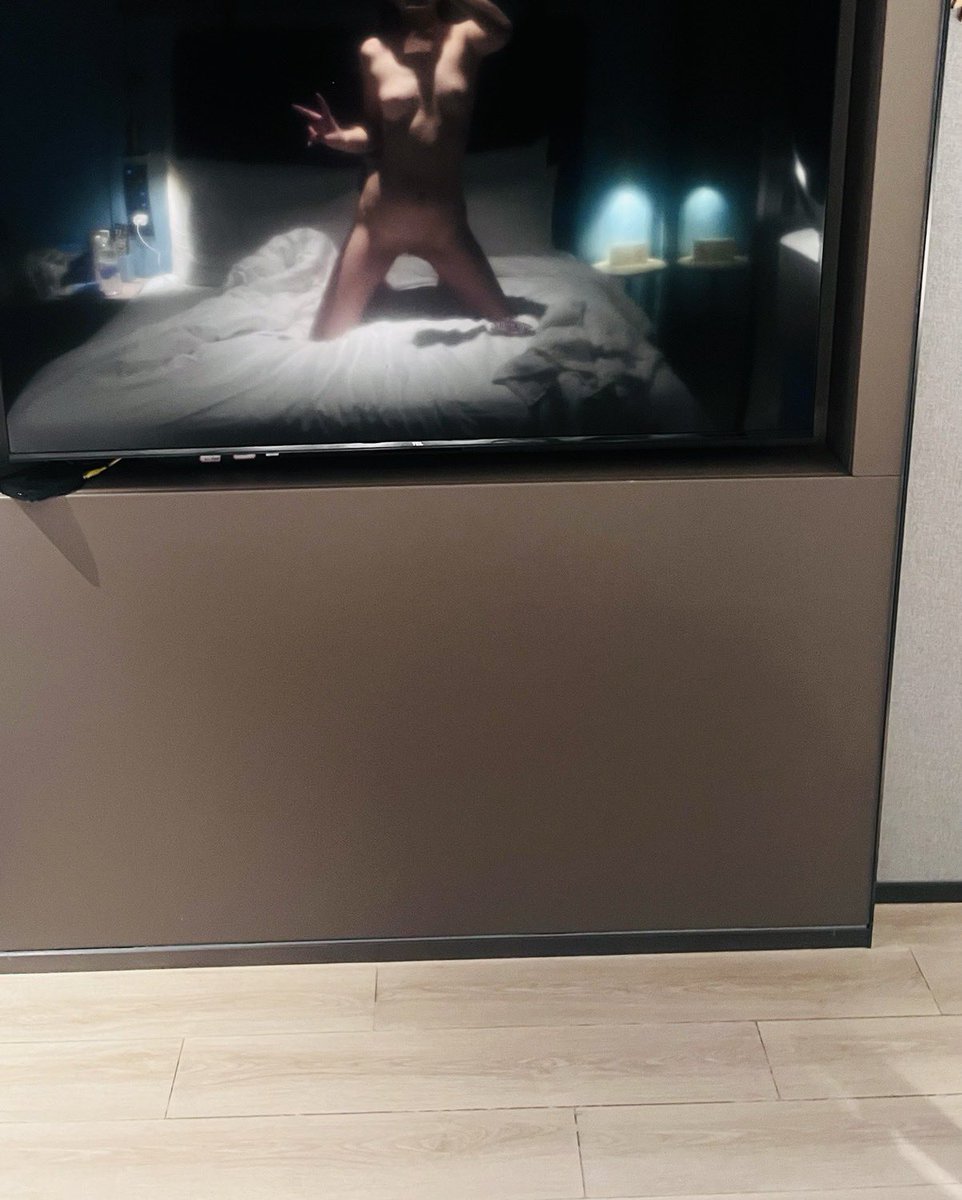 黄推福利内容 - 一条女变态的精彩图片 福利姬一条女变态分享的黄推图片2 - 网红私拍内容