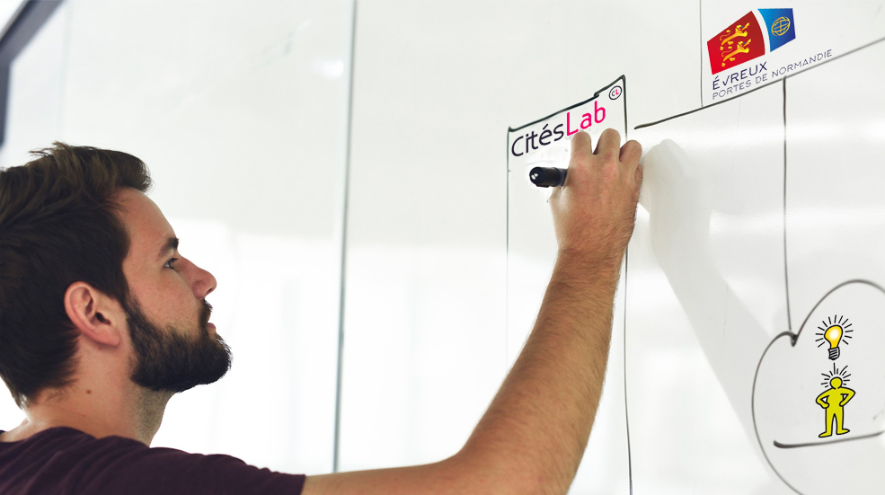 [#ENTREPRENDRE]

🧠 Planning des ateliers CitesLab Evreux :
▶️ Le 5 novembre, atelier « Gestion administrative »,
▶️ Le 7 novembre, atelier « Les premiers pas pour soi »,
▶️ Le 8 novembre, atelier « La facture électronique... »

+ d'infos ⤵️
evreuxportesdenormandie.fr/1918-ateliers-…