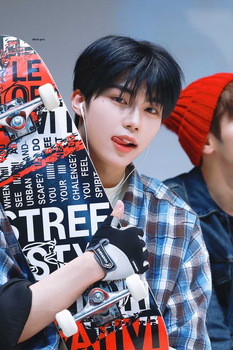 241009
#박건욱 #PARKGUNWOOK #パクゴヌク #ZEROBASEONE #ZB1