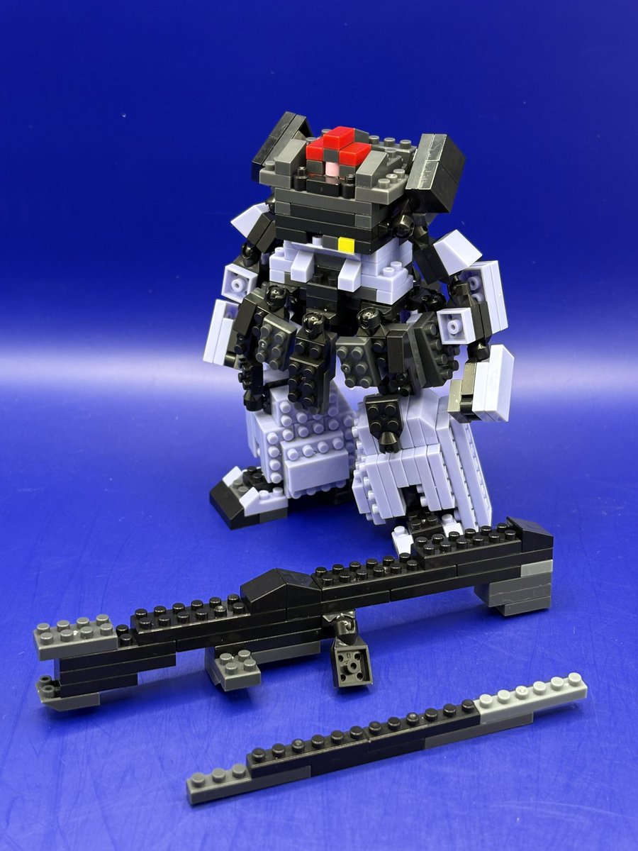 Funky_Guy's tweet photo. プチブロックのダークファントムとスピノサウルスをベースにドムを組んでみました。
1/4
#プチブロック
#機動戦士ガンダム https://t.co/rYqkp1Yqay