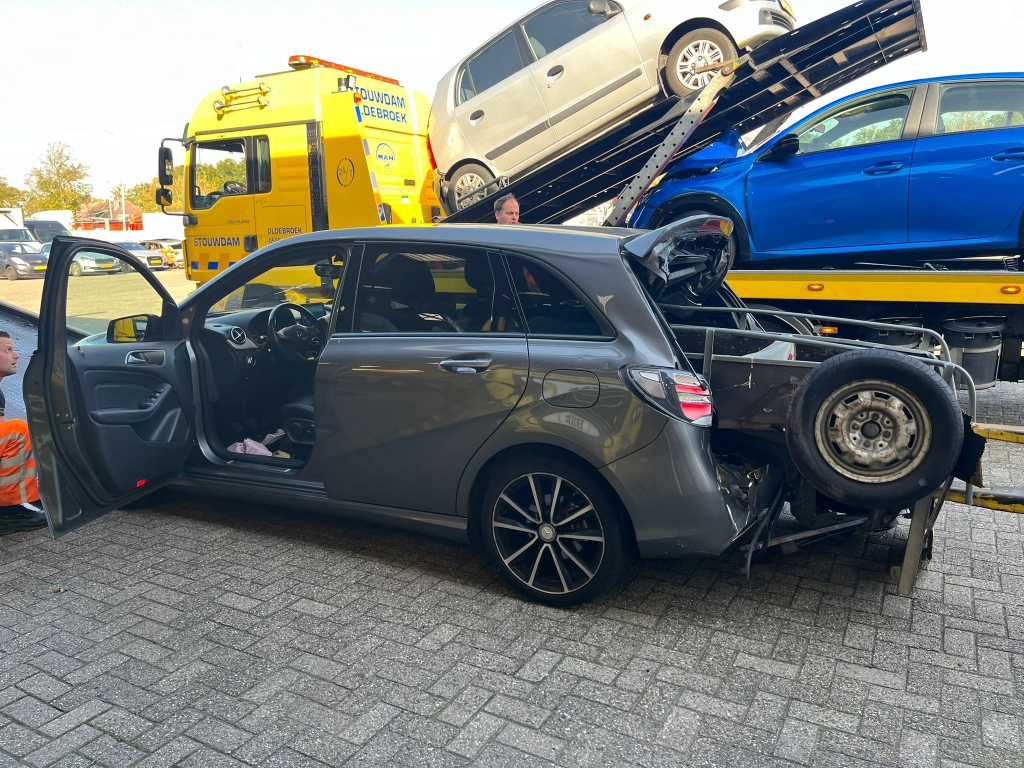 Zwaar ongeluk bij Vierhouten met Urker echtpaar Jelies