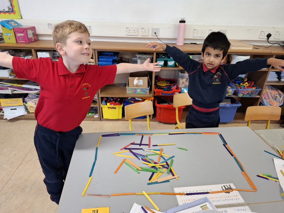 ms_lawson_class's tweet photo. Making 2D shapes 🟣🟨🔺️ https://t.co/GzmOkSwxXf