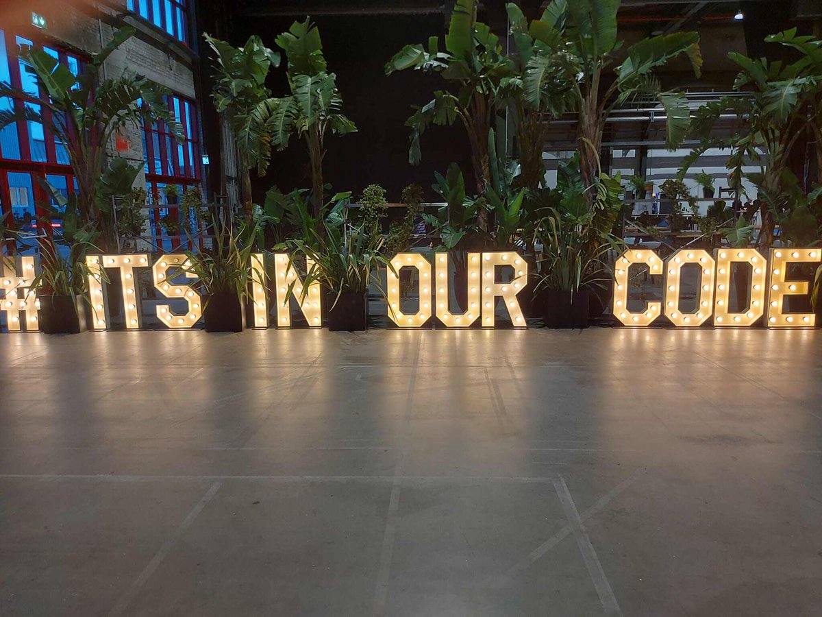 EclipseFdn's tweet image. 🎊 The excitement is in the air as #OCX24 kicks off!
Get ready for an incredible day of insights, connections, and fun!
#CommunityIsInOurCode