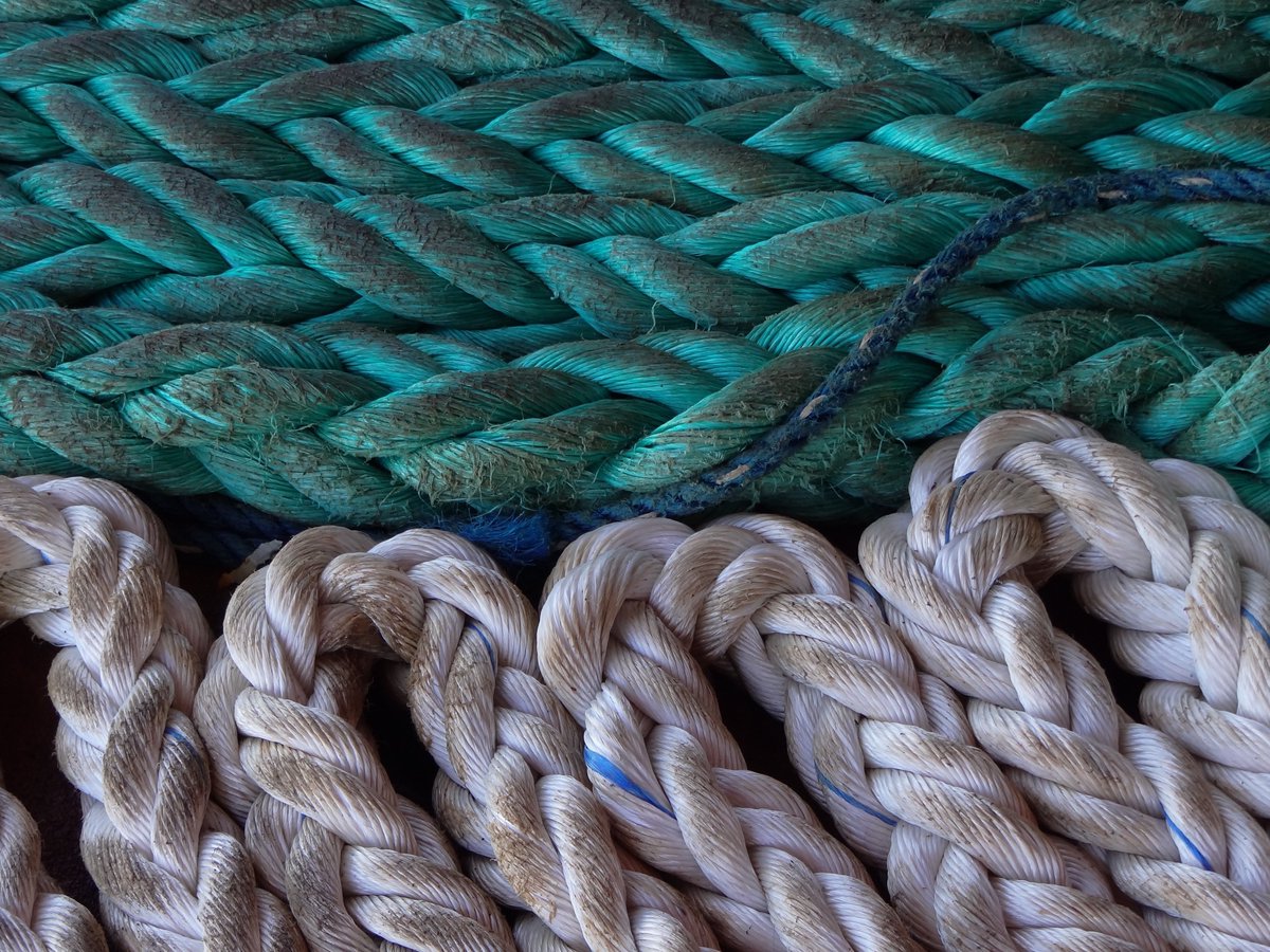 luminatecapture's tweet photo. Let us hold fast the confession of our hope without wavering, for he who promised is faithful. Hebrews 10:23 #shipmooring #rope #anchor https://t.co/1Eb72S0wxv