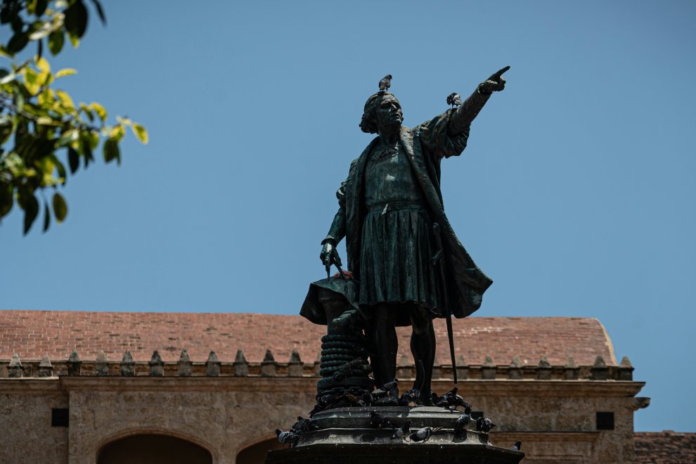 cerclecatalahis's tweet photo. L’origen de Colom: un estudi de l’ADN apunta que podria ser un jueu català, valencià o balear
"L’ADN indica que el més probable és que el seu origen es trobi a l’arc mediterrani espanyol o a les Illes Balears"
https://t.co/B8adl5Pght
#Colom #Colonadn #Catalunya #Cataluña https://t.co/jk7Zt8Z7I6