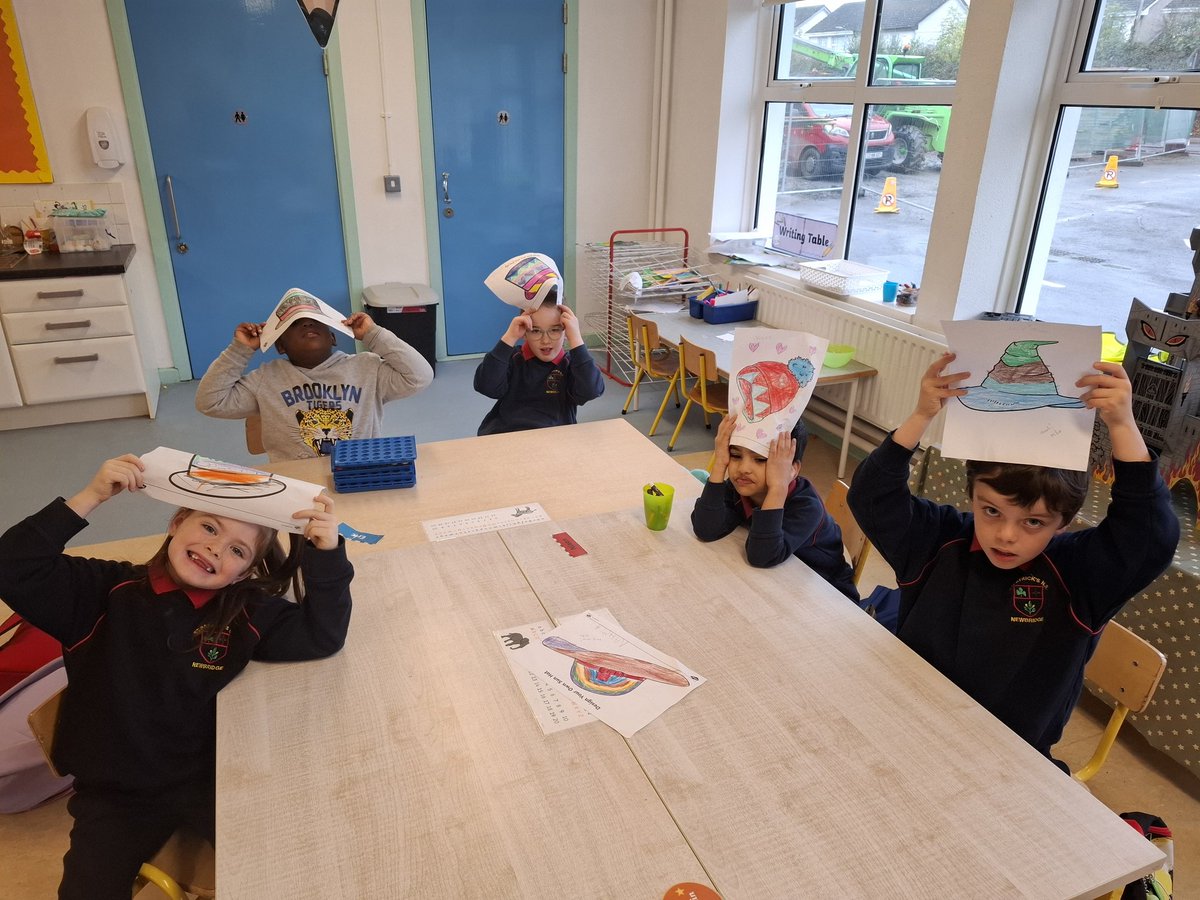 ms_lawson_class's tweet photo. We designed lovely maths-themed hats for #mathsweek2024 https://t.co/rbnbFlvueK