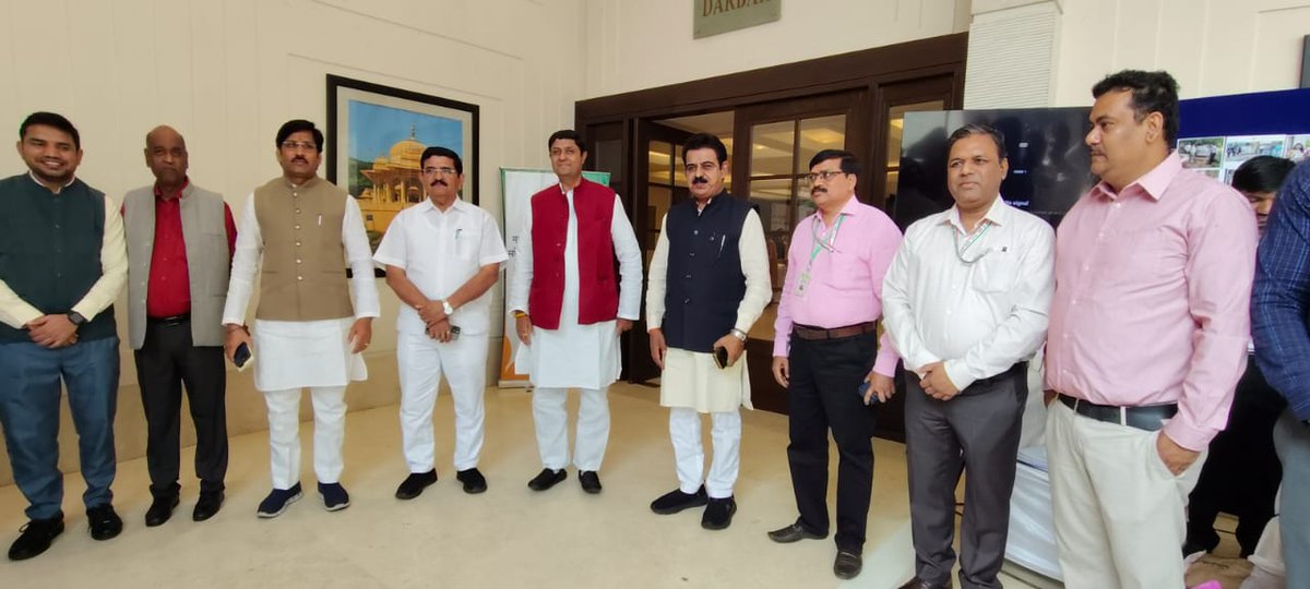 माननीय संसदीय राजभाषा समिति की दूसरी उप-समिति की दिनांक 21 से 22 अक्टूबर 2024 तक रांची, झारखंड में आयोजित निरीक्षण बैठक के लिए आये माननीय महोदयगण ।
<a href="/FCI_India/">Food Corporation of India</a> <a href="/EastFci/">FCI, Zonal Office (East)</a>