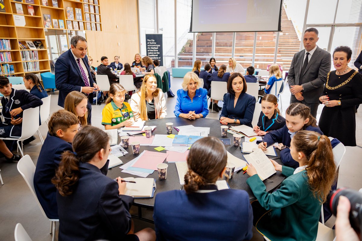 Prue Car MP tweet media