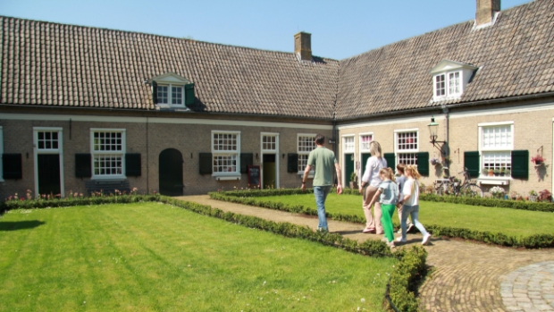 TikTok-challenge Museum de Kunst van het Leven -  internetbode.nl/etten-leur/l/4…