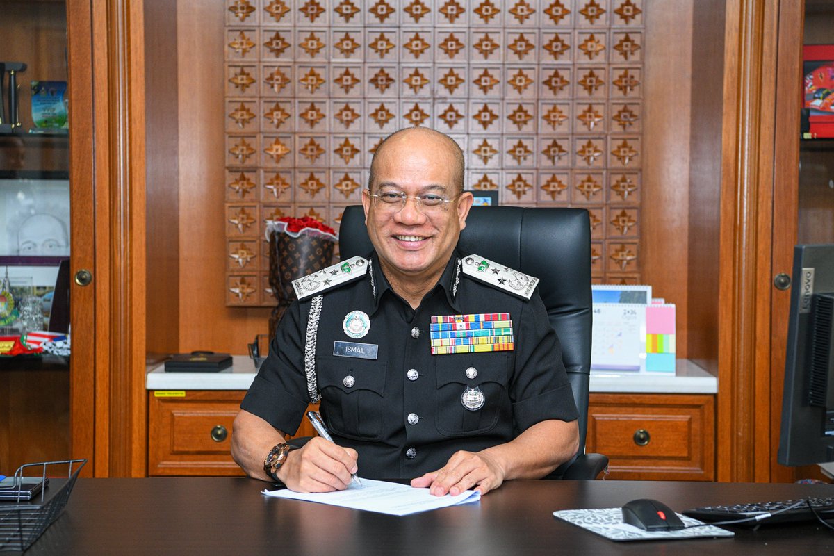 imigresenmy's tweet photo. Sesi Menandatangani Opsyen Sistem Saraan Perkhidmatan (SSPA)

https://t.co/L3N8CCHbJ8 https://t.co/5R3pC5LVDx