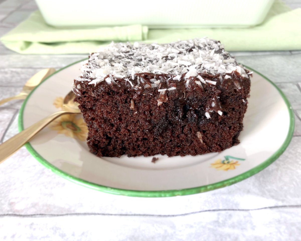 tracyjmorgan's tweet photo. Kärleksmums (Swedish Chocolate Cake) https://t.co/fxr8Vlnwkg via @tracyjmorgan https://t.co/iuyx0QbBSk