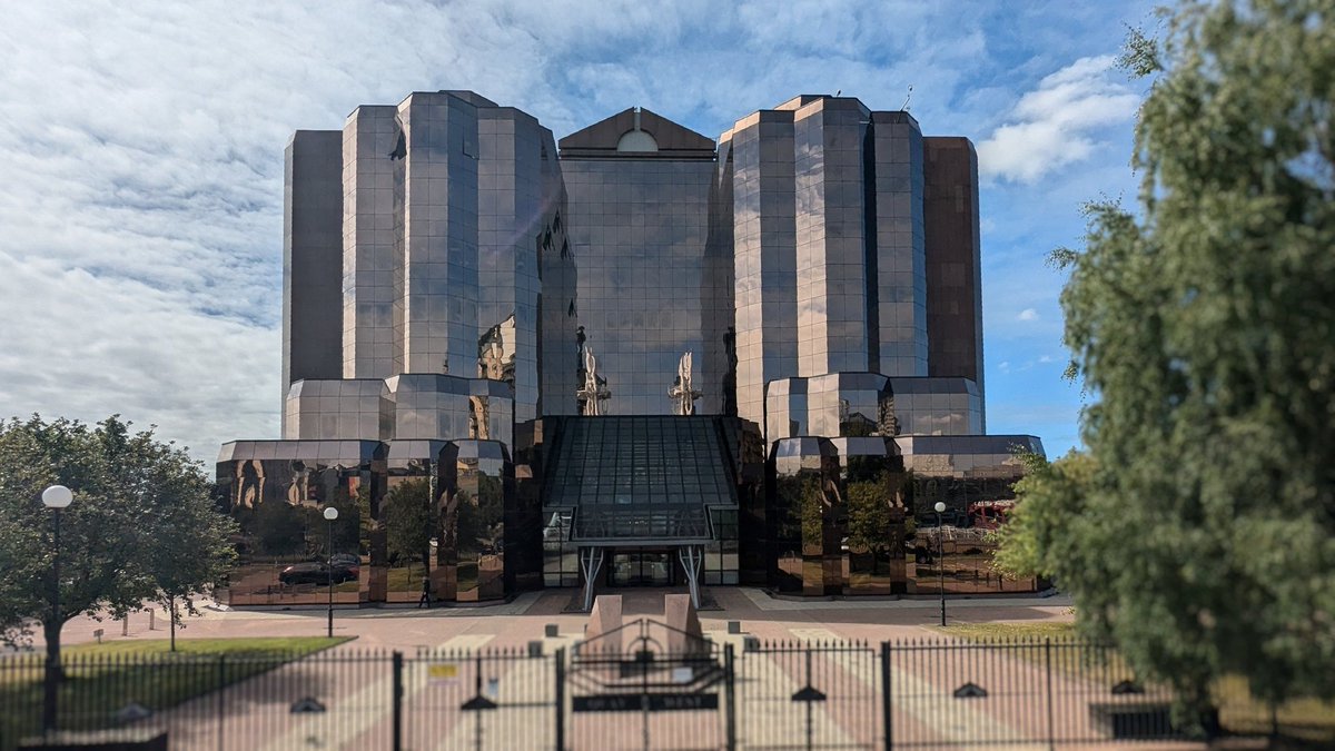 New tour added to the Modernist App. Salford Quays. Free download here..
the-modernist.org/blogs/news-1/t…