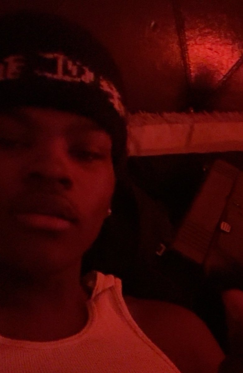 _lilT5's tweet photo. 5:26 🖕🏾y’all https://t.co/MBehM2mfSD