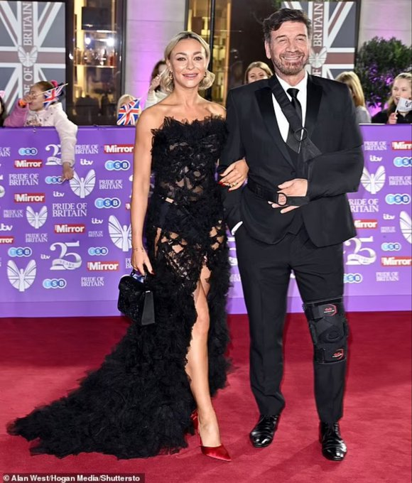 Aww lovely photo <a href="/MrNickKnowles/">Nick Knowles</a> #LubaMushtuk #prideofbritain