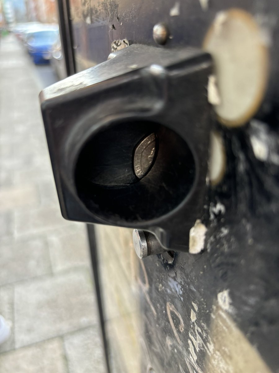 Magsy78's tweet photo. @PayByPhone I’m trying to park in Leeds City Centre but all of your methods of payment are not working…your app is down, website crashed and coins jammed in the meter. Please advise what is best to do? #parkingnightmare https://t.co/ydGxHQNTTG