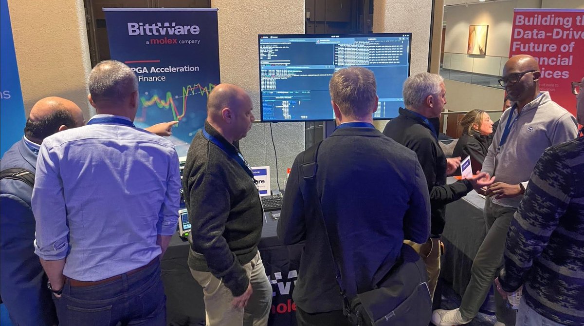 Über.NIC tweet media