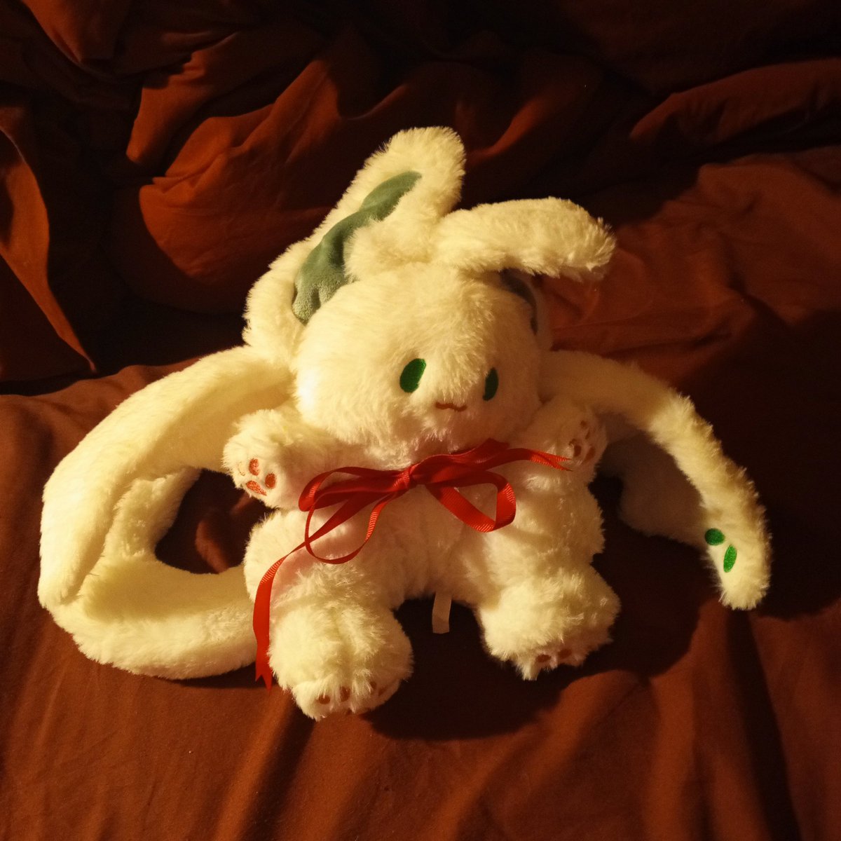 ancient_snake's tweet image. Yey!

Today is my birthday!! Look at my new little friend 🥺