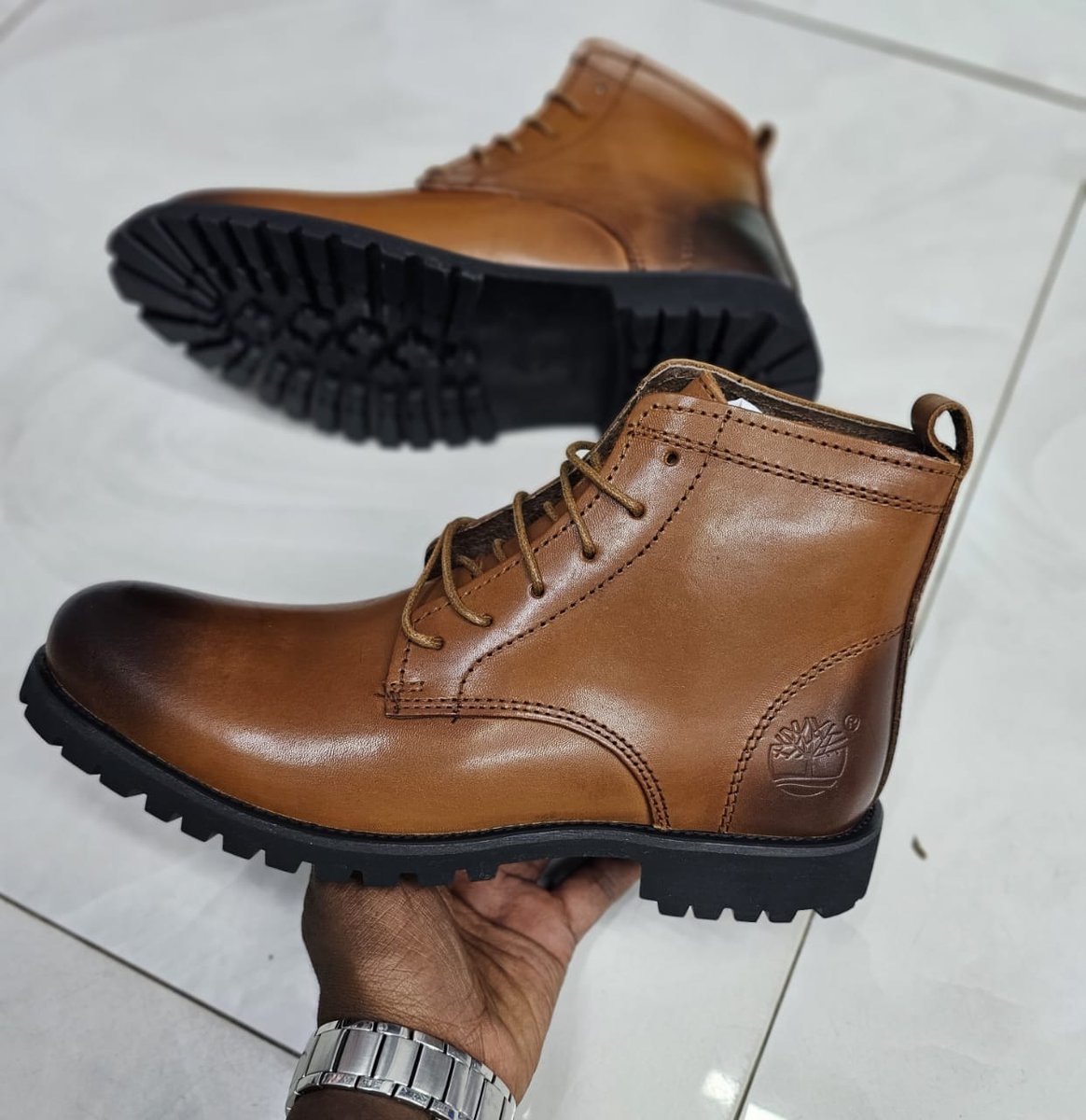 jese_shoes's tweet photo. The DCI kairo Martha Koome  KCSE Kahawa West  Djibouti  StateHouse  NTSA 
👉We deliver countrywide 
👉Price 4900
👉Contact 0715016674
👉Size 39 to 45
💥Kindly Retweet https://t.co/NSRwhWaPT5