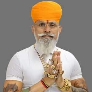 -ये हैं शूरवीर-महावीर राज शेखावत जी । इन्होंने बिशनोई भाई पर एक करोड़, ग्यारह लाख- ग्यारह हज़ार ग्यारह रुपये का फैंसी इनाम रखा है।

-भाई राज शेखावत शूरवीर जी में कई खूबियाँ है। एक खूबी है कि इन्हें जीतने लोग सोशल मीडिया पर जानते हैं उतने ही लोग जमीन पर भी जानते हैं। जी हाँ