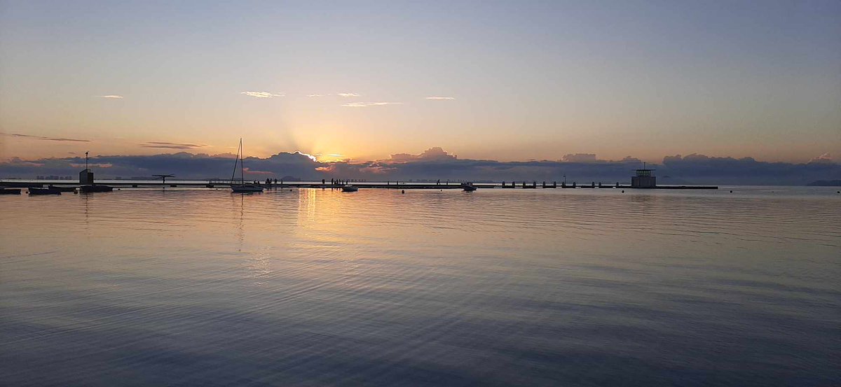 A todo lo que pones amor se vuelve magia...

Buenos días de martes!!!

#ViveLosAlcázares #marmenor #turismo