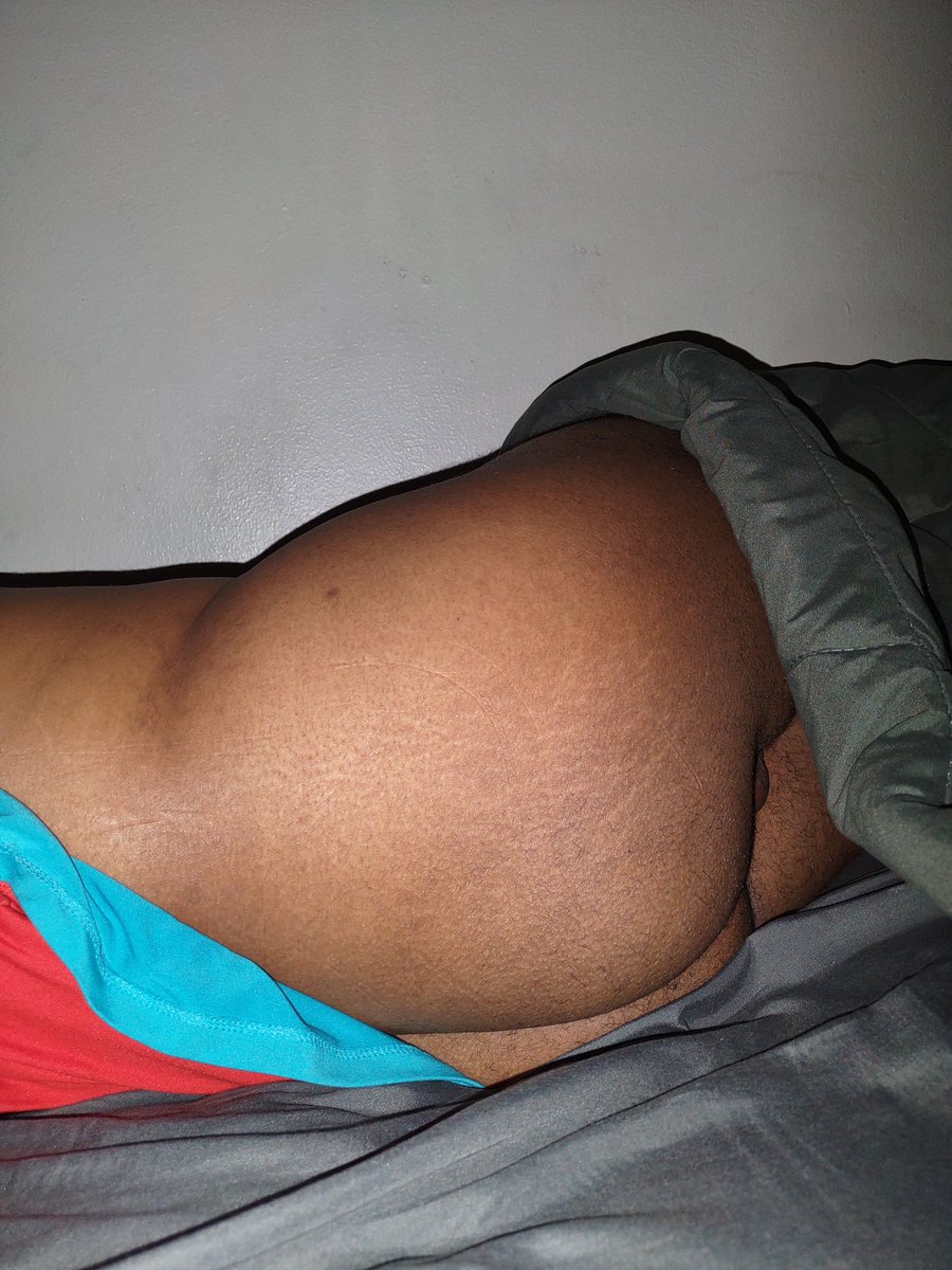 Who's up who's want to chat with me because I feel so horny mmmmmmm