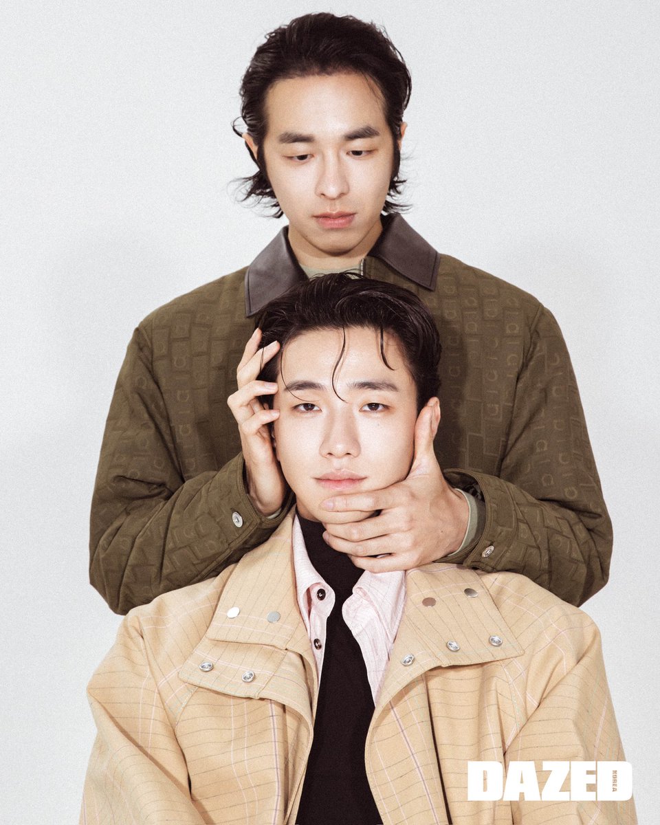 DazedKorea's tweet photo. 우리 사랑은 섹스가 아니야

드라마 <대도시의 사랑법>이 우여곡절 끝에 세상에 나왔다. 예고편 돌연 삭제, 공개 반대 시위, 일종의 ‘좌표’가 찍혔다는 이 현상이 우리의 좌표 그 자체일 수 있다. 

#대도시의사랑법 #LOVEINTHEBIGCITY

Discover more in <DAZED> KOREA November 2024 issue. https://t.co/KPxsqvqPb9