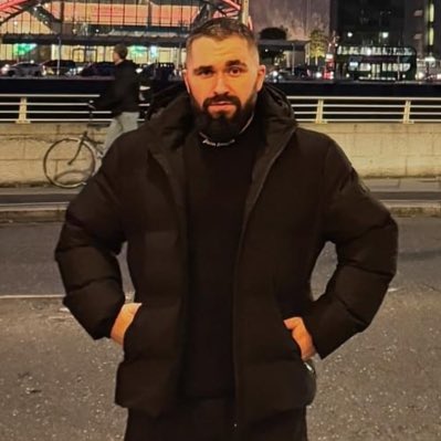CraigMoreton__'s tweet photo. #NewProfilePic https://t.co/gaKA3DIE5w